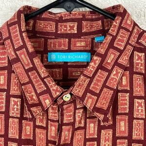 TORI RICHARD Honolulu Hawaiian Tribal 100% Cotton Lawn Men's Camp Shirt 2XL
